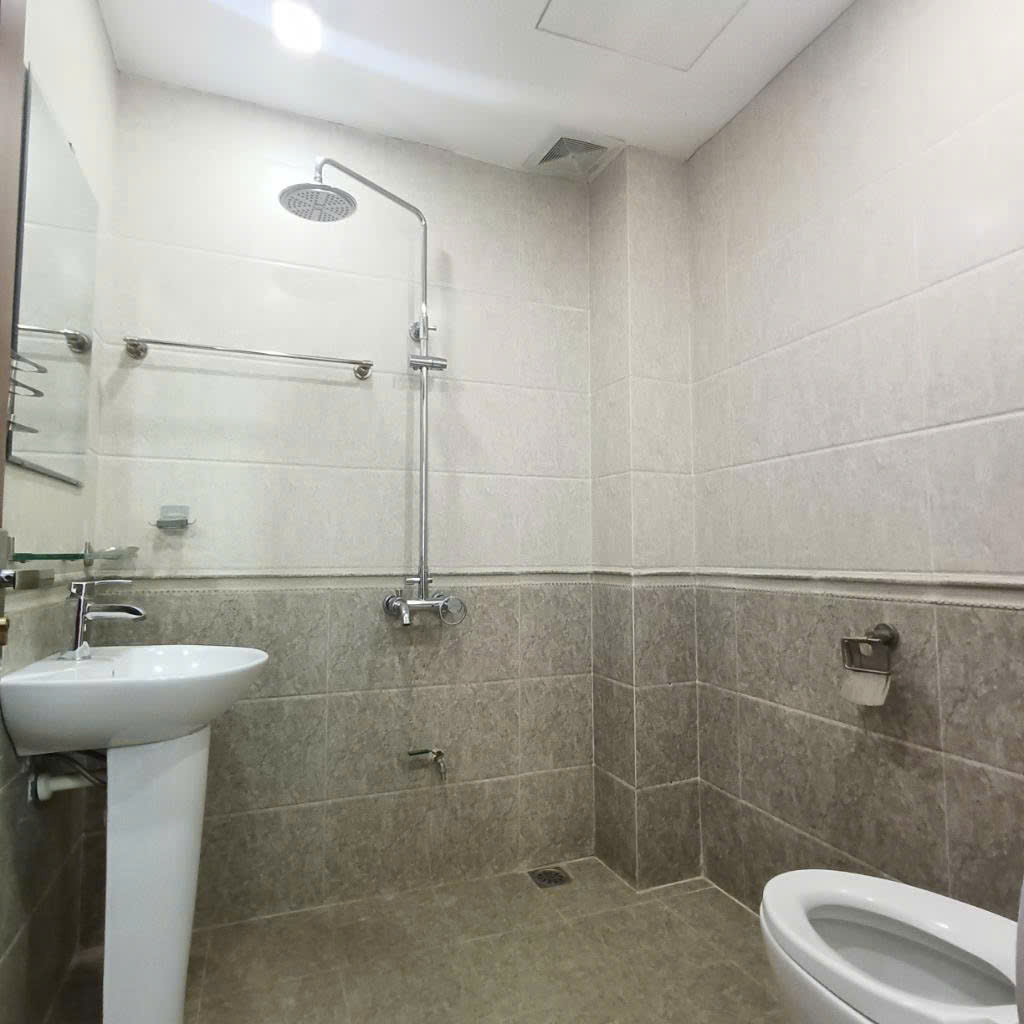 CỰC GẤP! Đang bán nhà Đền Lừ Dòng tiền Gà đẻ trứng vàng. 71m 6T - 14 phòng KK. 900 triệu/suýt 1 tỷ/ - Ảnh 4
